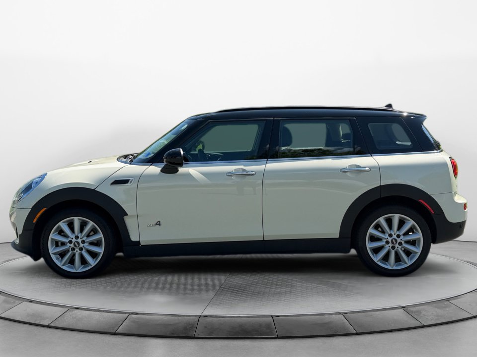 Used 2019 MINI Cooper Clubman ALL4 w/ Storage Package AWD/4WD image 4