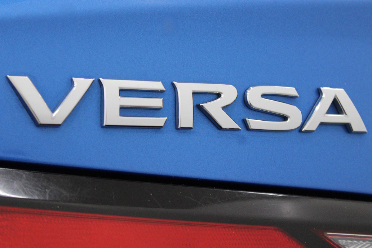 Used 2021 Nissan Versa S w/ Trunk Package image 28