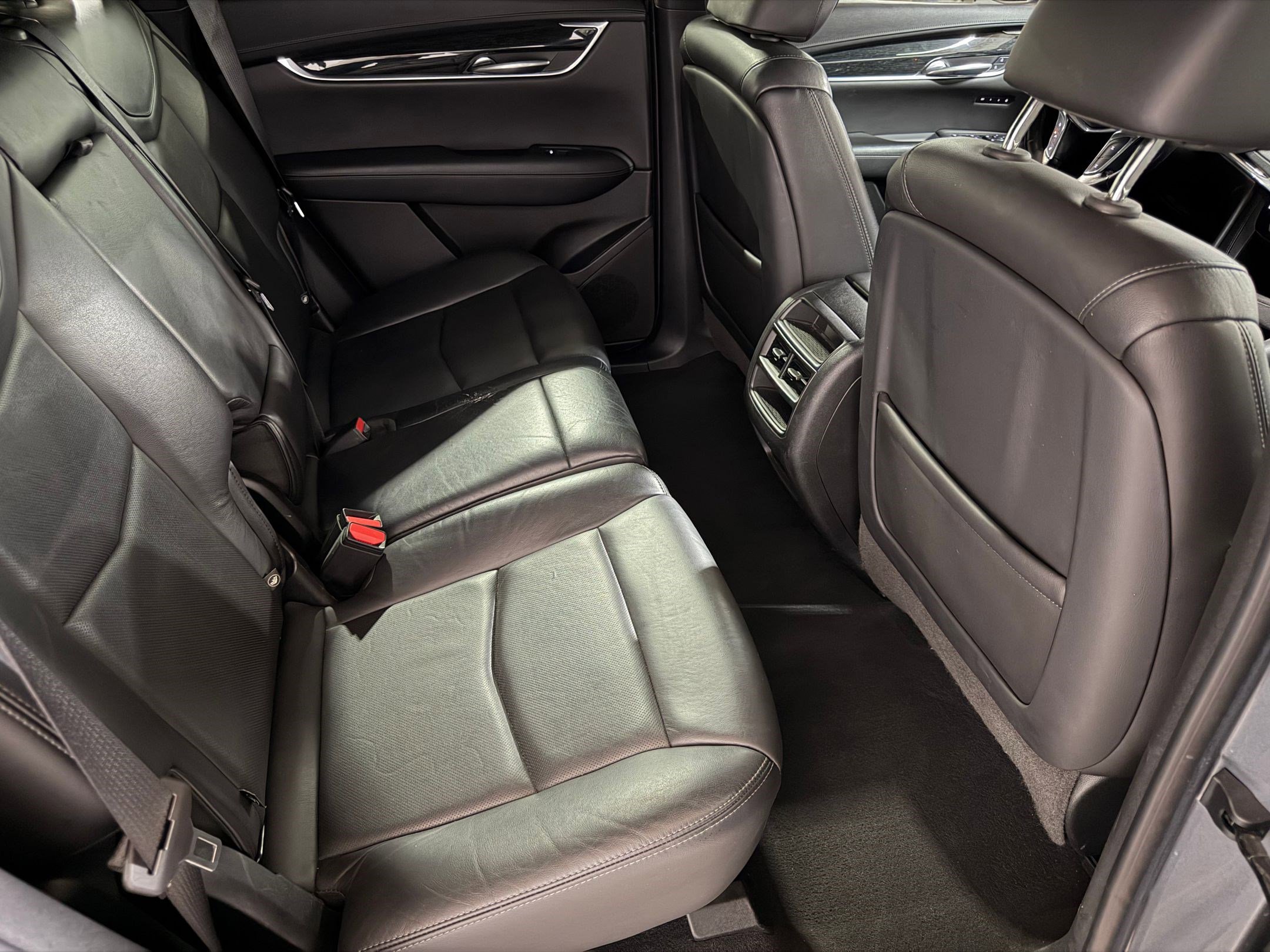Used 2020 Cadillac XT5 Premium Luxury AWD/4WD image 44