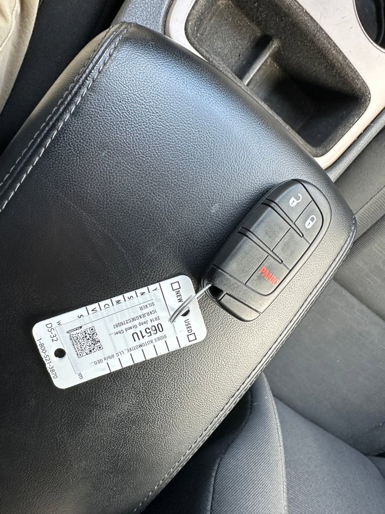 Used 2014 Jeep Grand Cherokee Laredo image 18