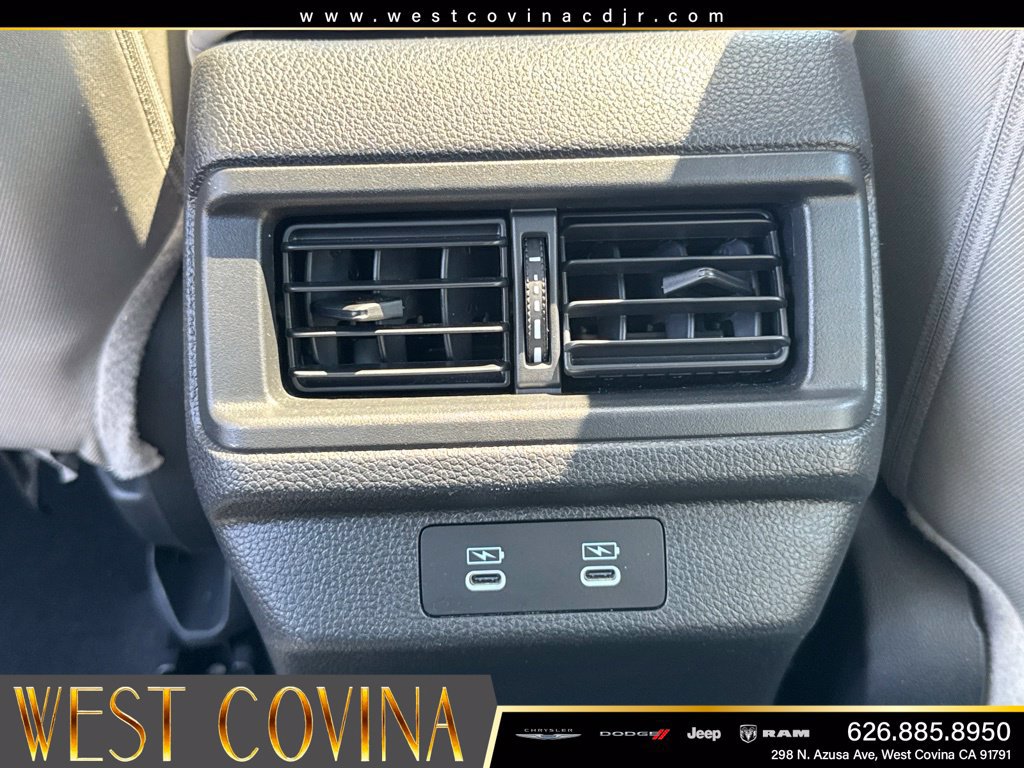 Used 2025 Honda Accord SE image 33