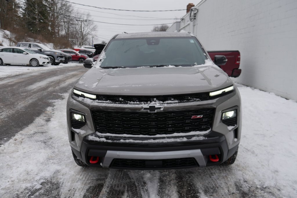 New 2026 Chevrolet Traverse Z71 w/ Enhanced Driving Package image 3