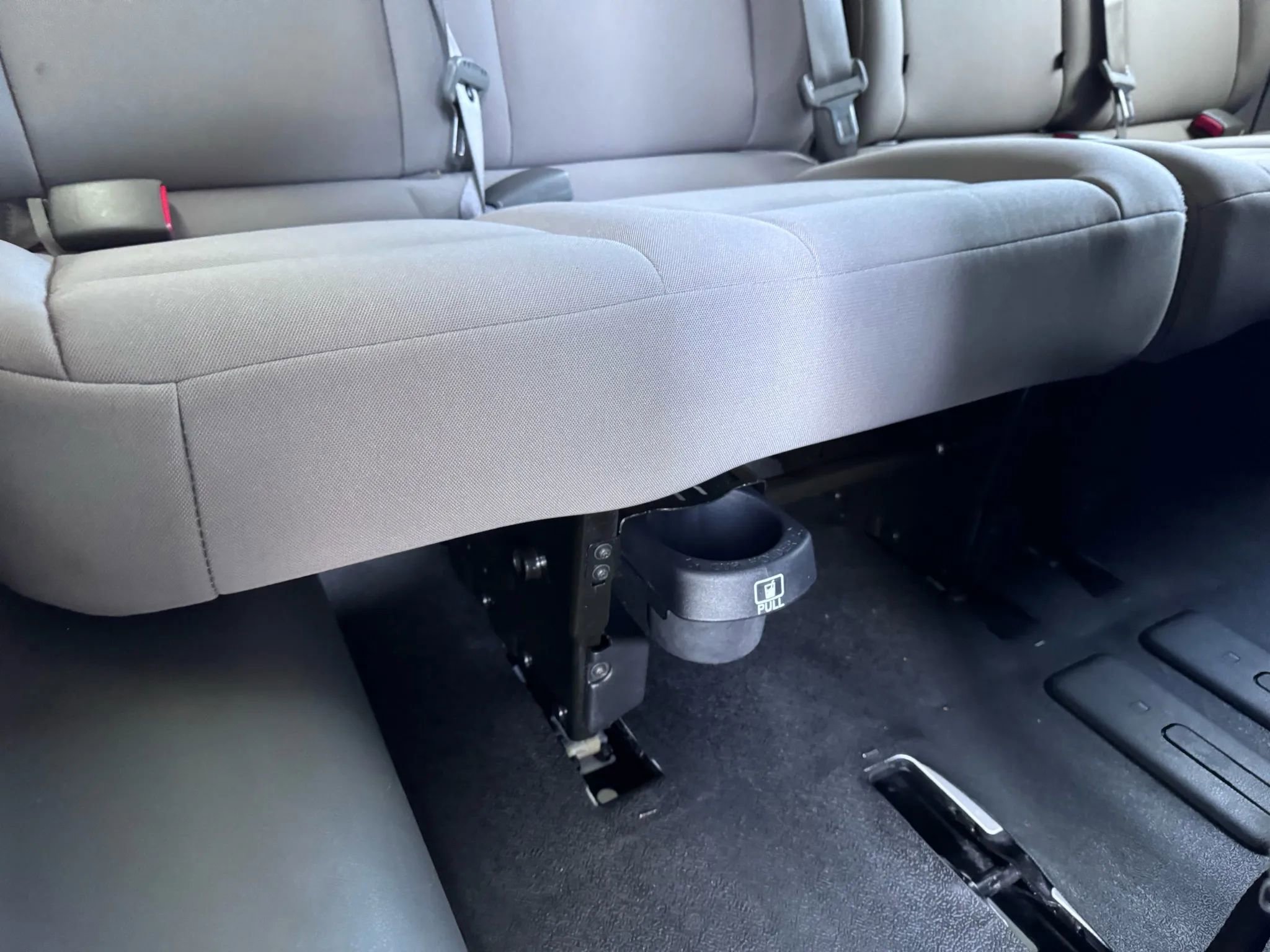 Used 2018 Nissan NV 3500 S image 17