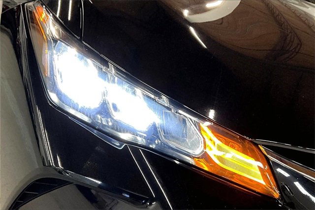 Used 2021 Toyota Avalon XLE w/ Moonroof Package image 32