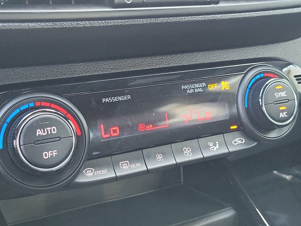 Used 2023 Kia Forte GT-Line w/ GT-Line Technology Package image 12