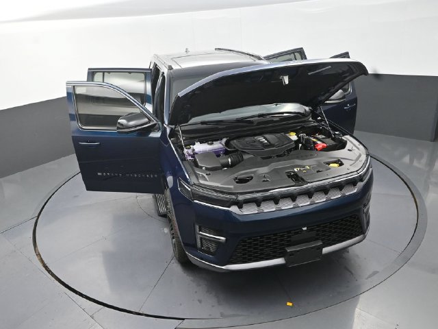 New 2026 Jeep Grand Wagoneer Limited AWD/4WD image 36