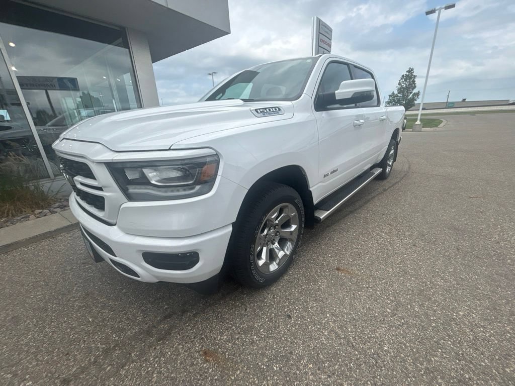 Used 2023 RAM 1500 Big Horn AWD/4WD image 3