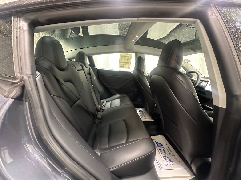 Used 2023 Tesla Model 3 Standard Range image 21