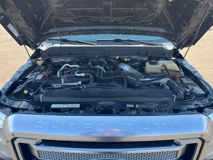 Used 2015 Ford F350 Platinum w/ Platinum Package image 24