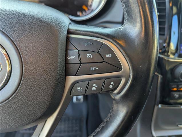 Used 2020 Jeep Grand Cherokee High Altitude AWD/4WD image 17