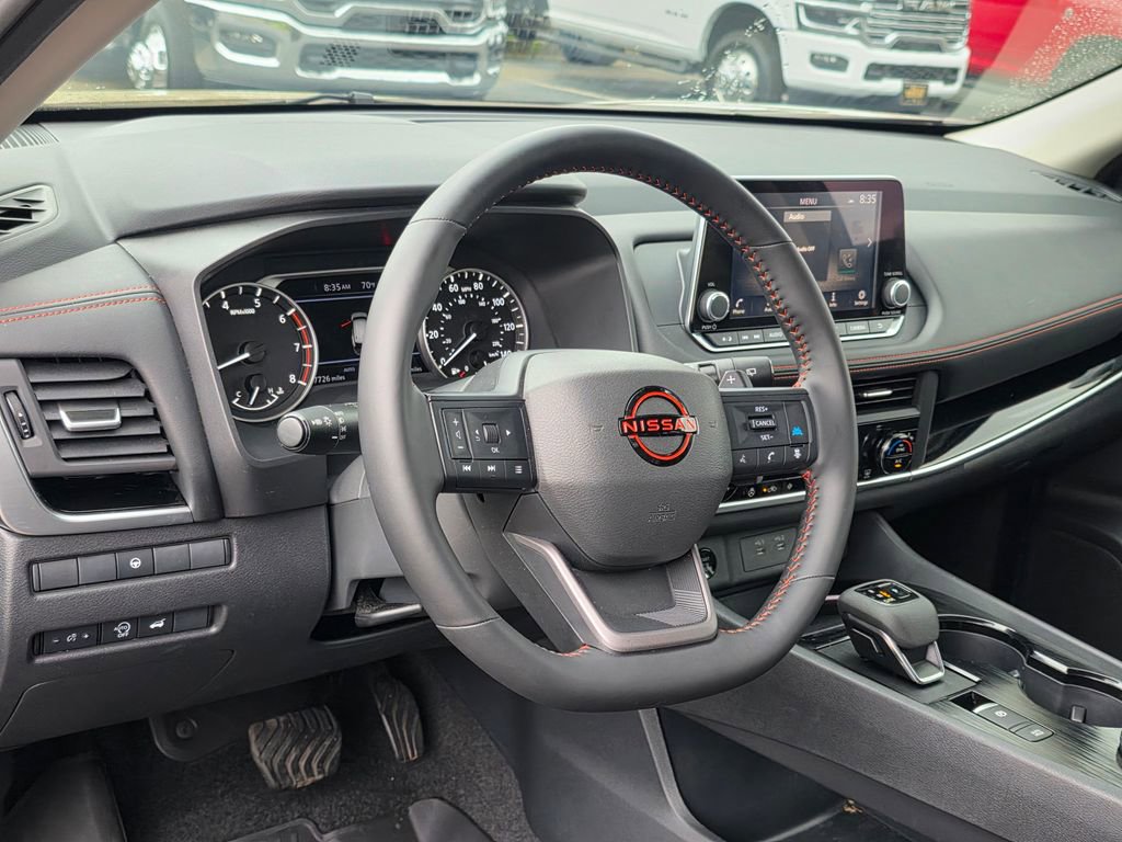 Used 2025 Nissan Rogue SV w/ Rock Creek Premium Package image 11