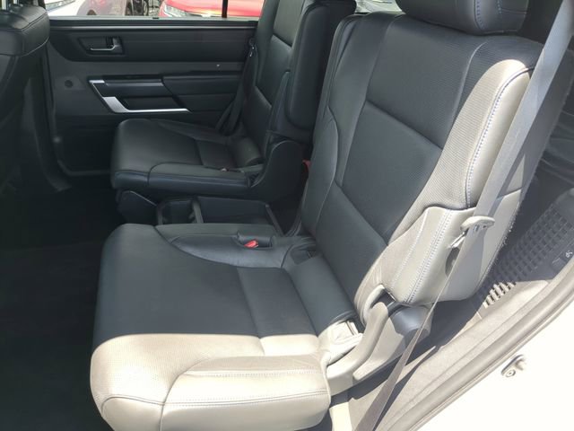 Used 2024 Toyota Sequoia Platinum AWD/4WD image 20