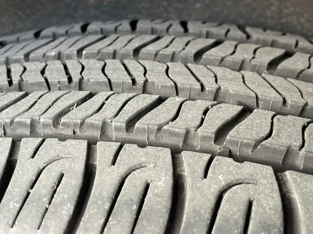 Used 2012 Nissan Rogue S image 28