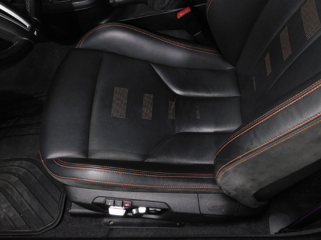 Used 2020 BMW M2 Competition RWD image 34