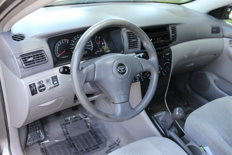 Used 2006 Toyota Corolla CE FWD image 9