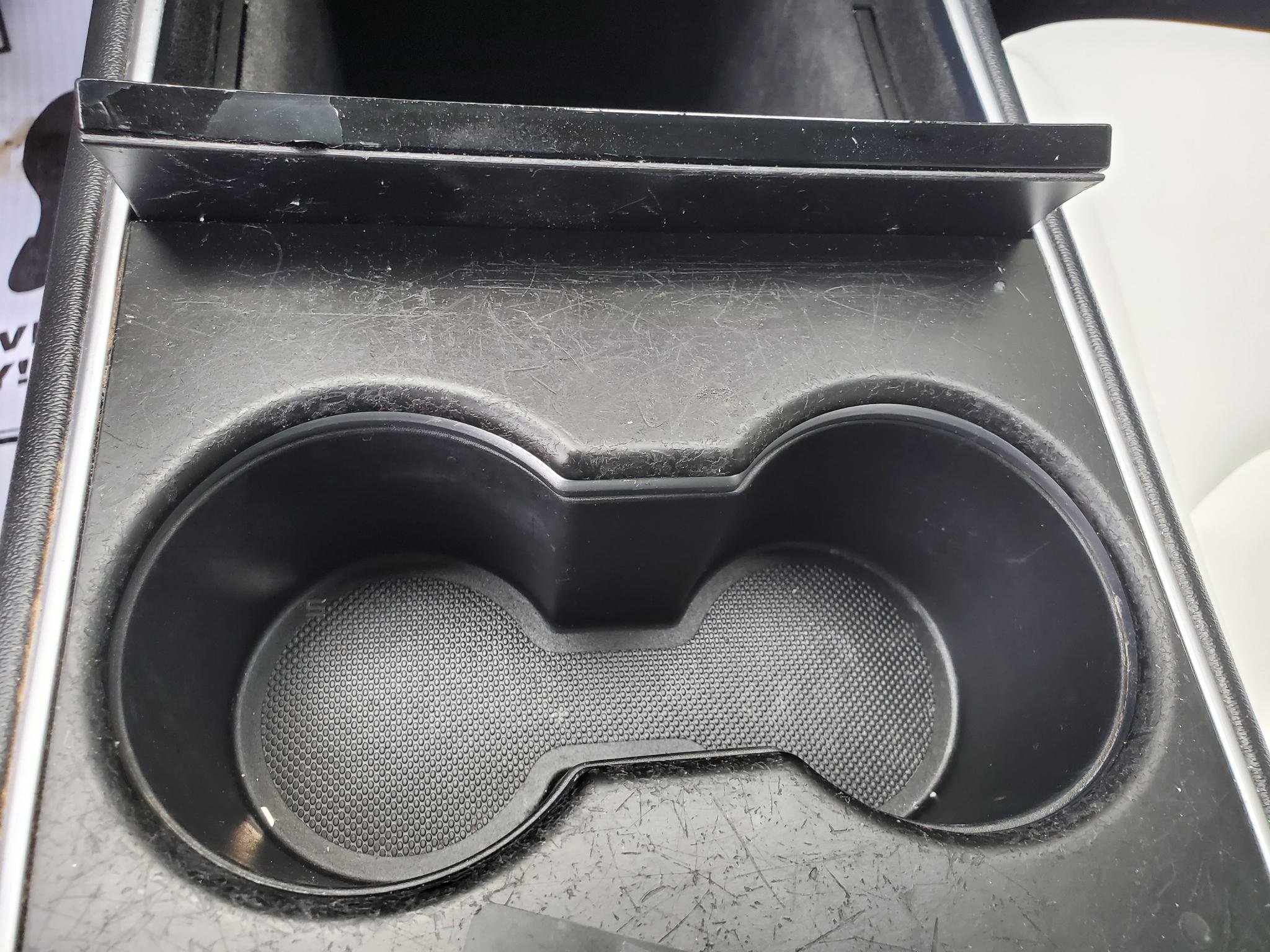 Used 2021 Tesla Model Y Long Range image 32