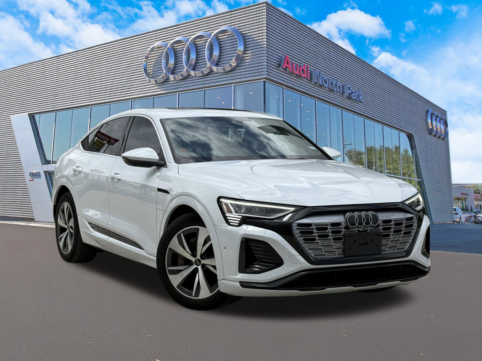 Used 2024 Audi Q8 e-tron Premium Plus w/ Premium Plus Package