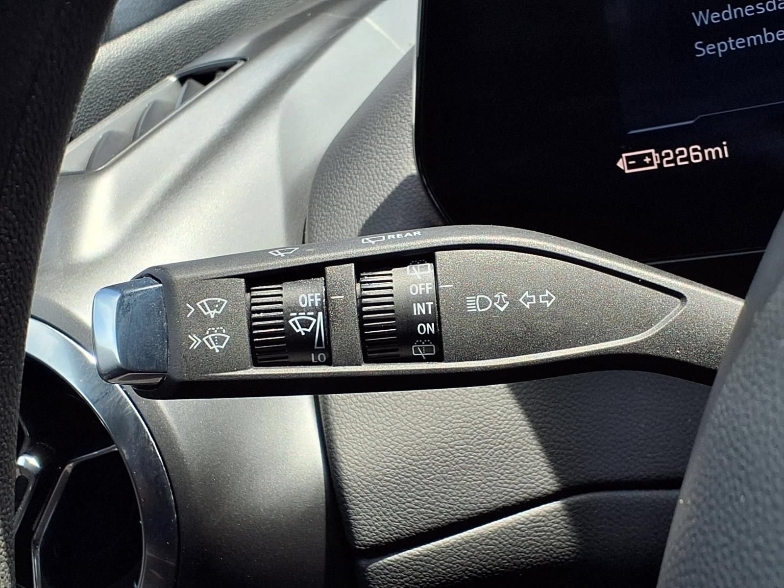 Used 2026 Chevrolet Equinox EV LT FWD image 13