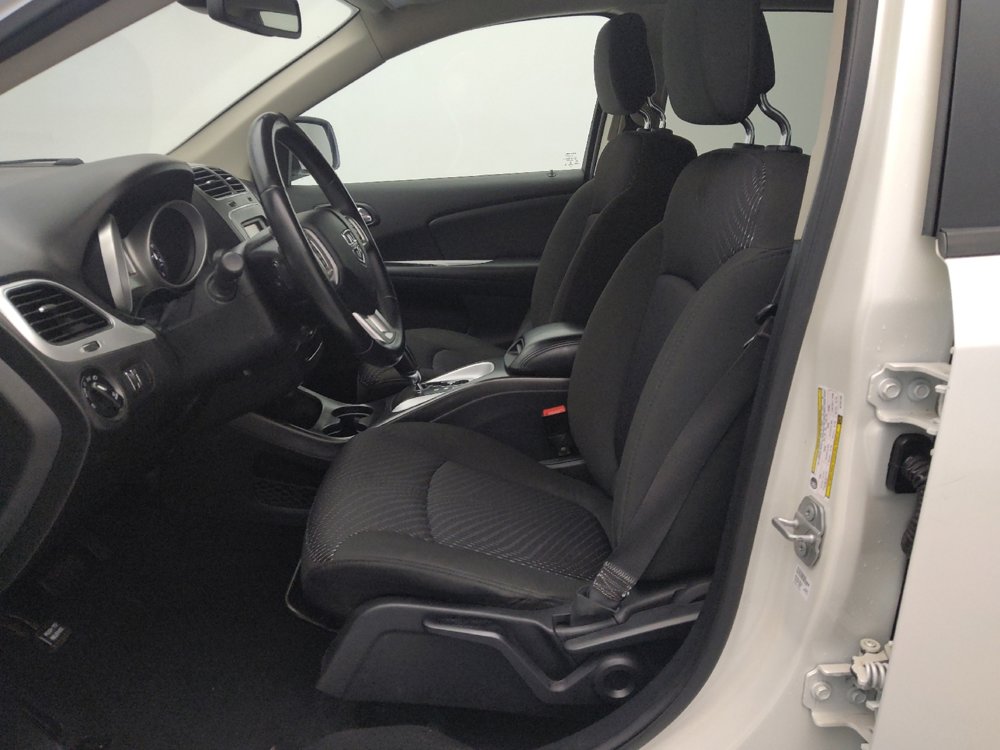 Used 2019 Dodge Journey SE w/ Connectivity Group image 17