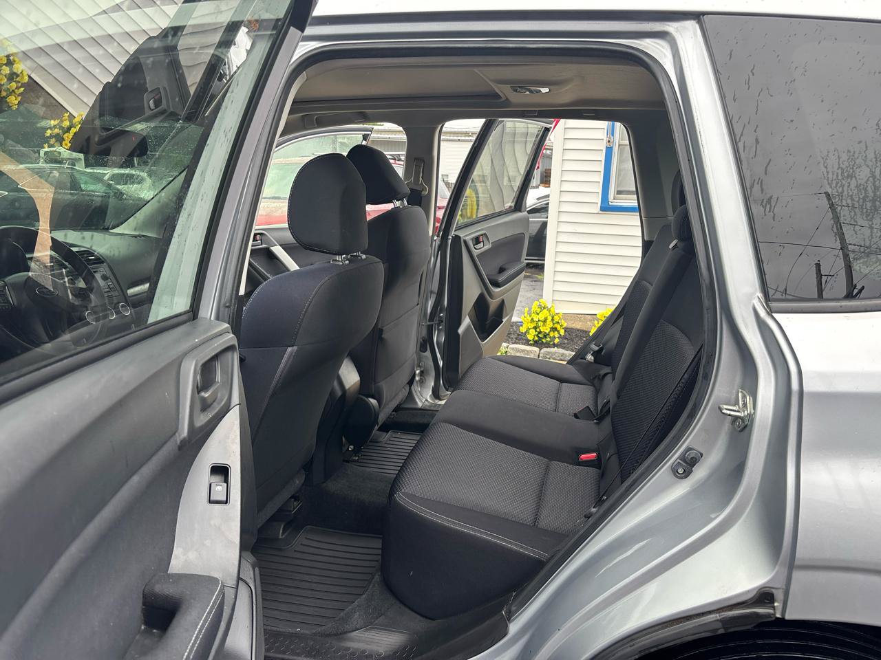 Used 2015 Subaru Forester 2.5i Premium w/ Popular Package #2 AWD/4WD image 15