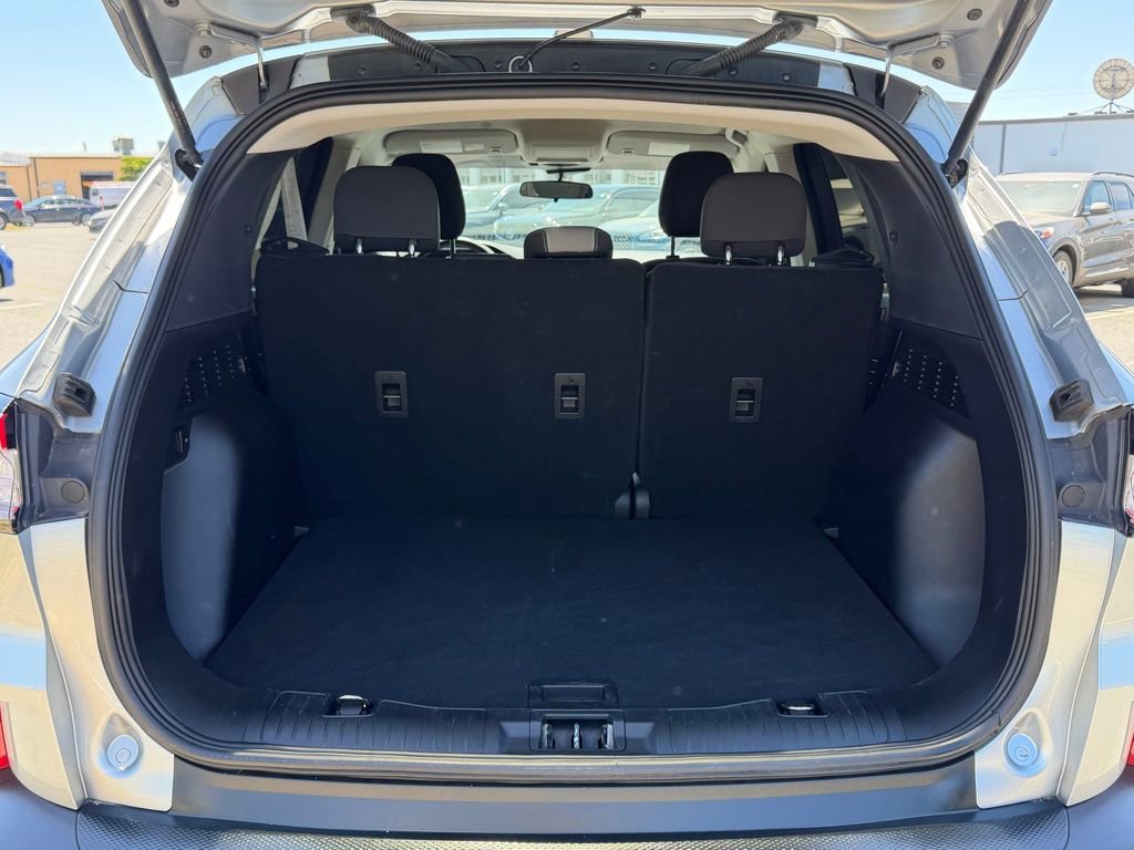 Used 2022 Ford Escape S AWD/4WD image 5