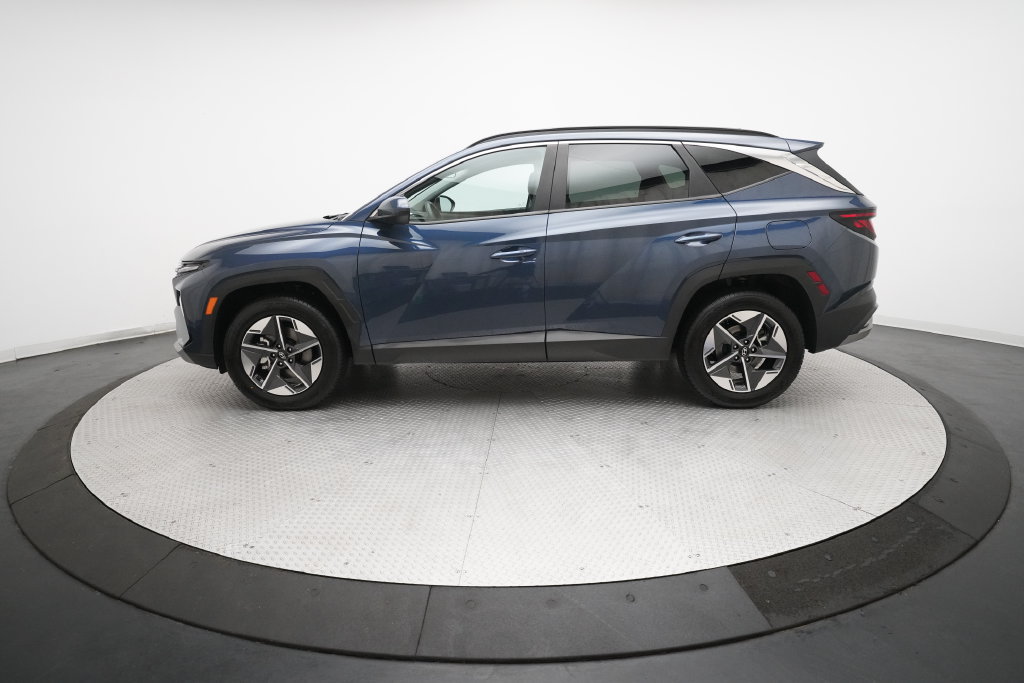 Used 2025 Hyundai Tucson SEL AWD/4WD image 24