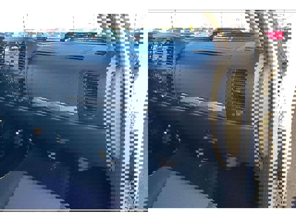 Used 2013 Chevrolet Silverado 3500 LT image 18