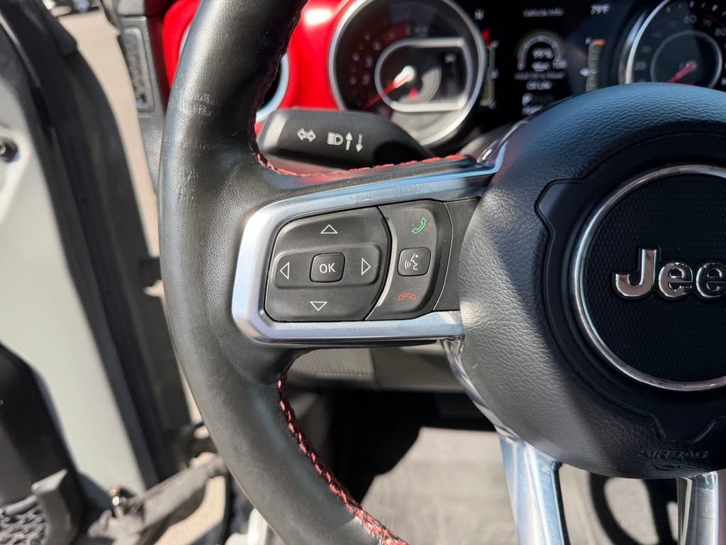 Used 2022 Jeep Gladiator Rubicon w/ Cold Weather Group AWD/4WD image 16