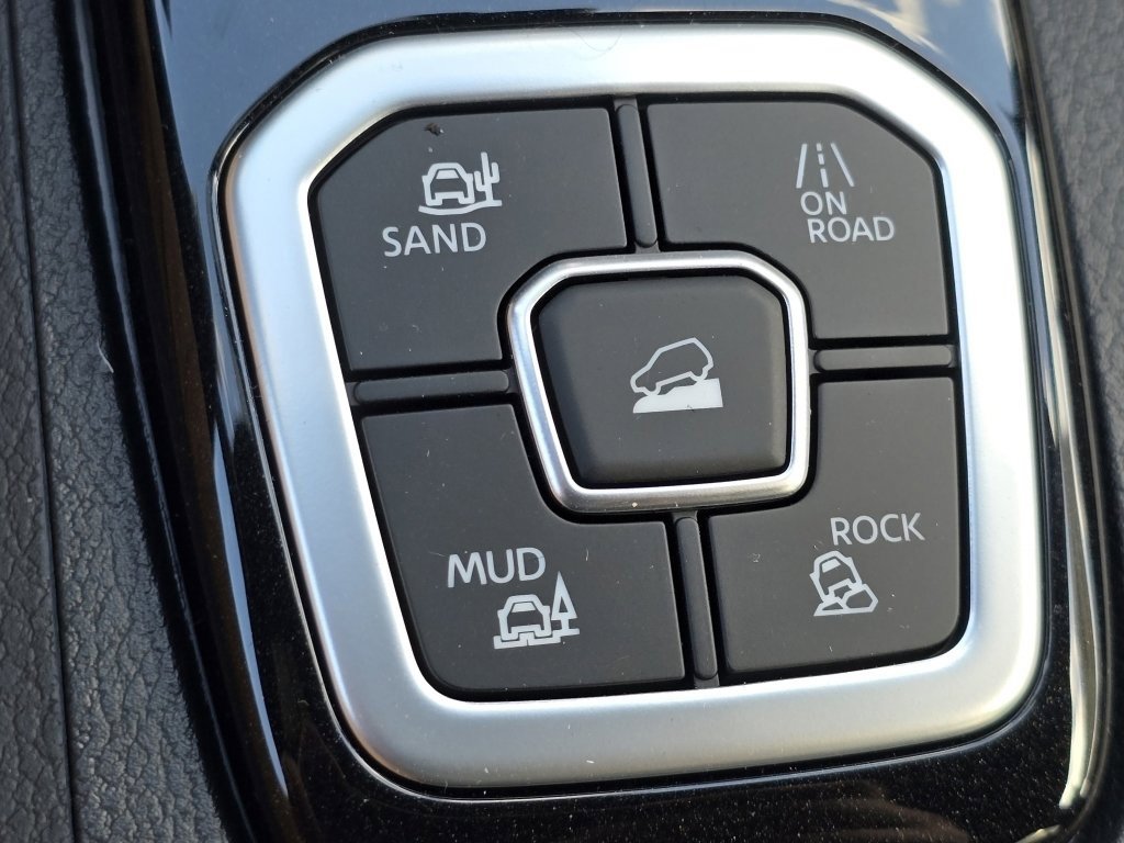 New 2026 Nissan Frontier SV w/ Tow Package image 17