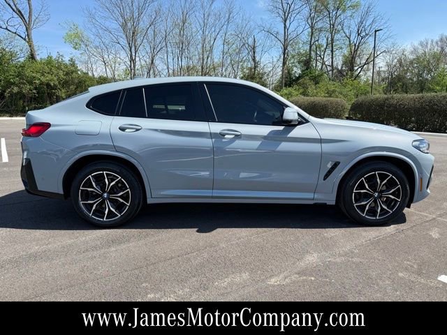 Used 2023 BMW X4 xDrive30i w/ M Sport Package image 4