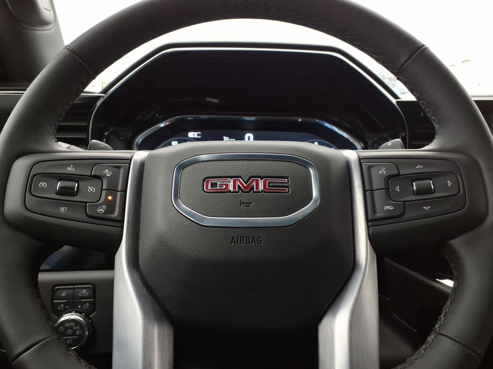 Used 2024 GMC Sierra 1500 SLT w/ SLT Convenience Package image 25