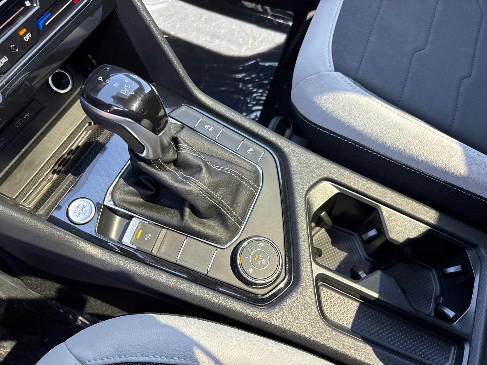 New 2026 Volkswagen Taos SE AWD/4WD image 23