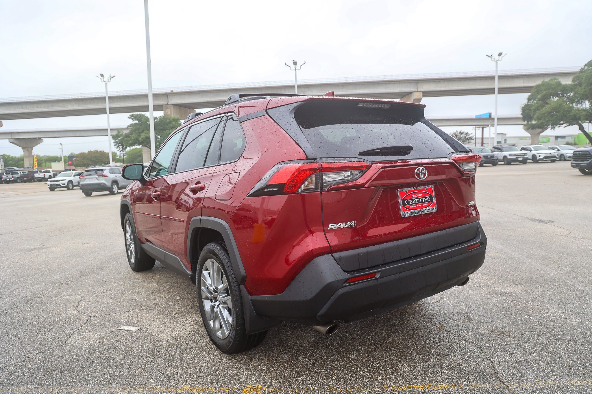 Certified 2023 Toyota RAV4 XLE Premium FWD image 9