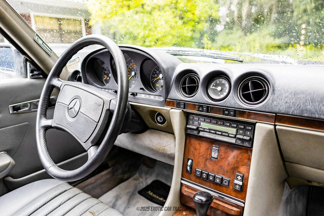 Used 1989 Mercedes-Benz 560 SL image 18