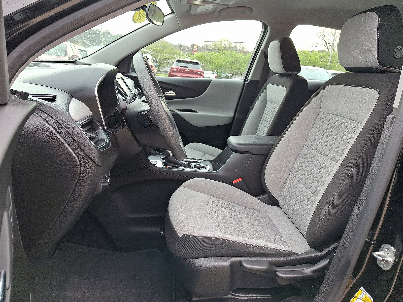 Certified 2024 Chevrolet Equinox LS w/ Midnight Edition image 14