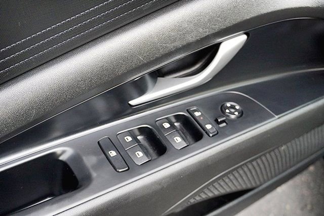 Used 2024 Hyundai Elantra SE image 21