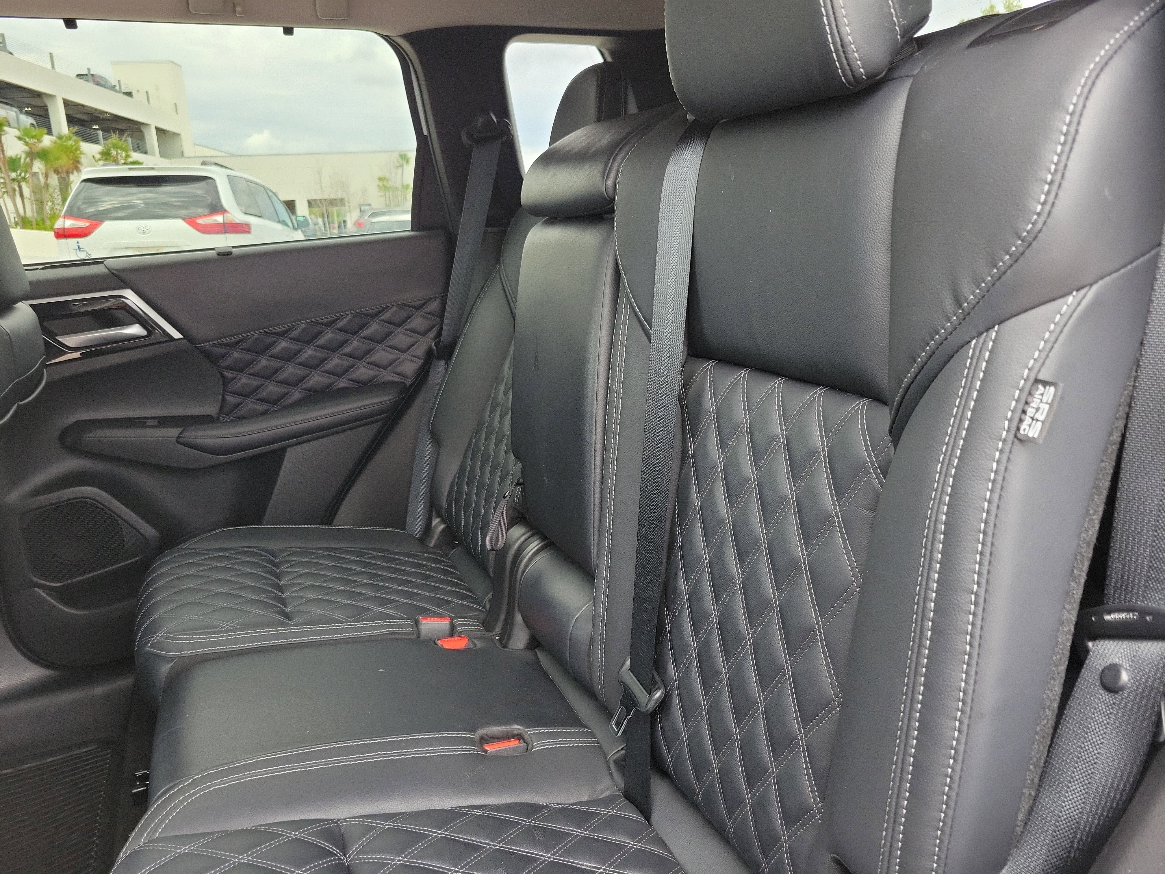 Used 2023 Mitsubishi Outlander SEL image 17