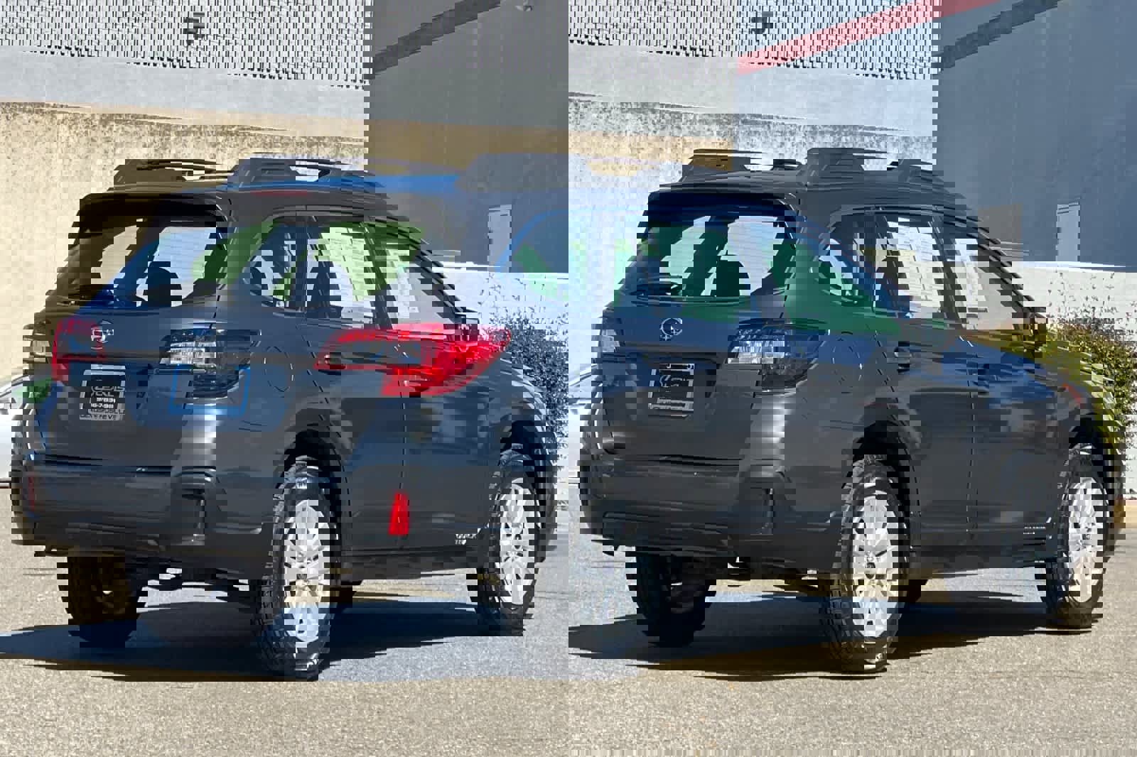 Used 2019 Subaru Outback 2.5i image 2