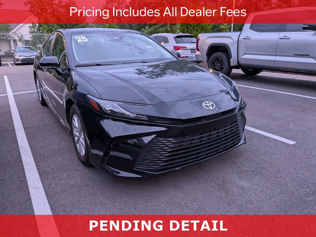 Used 2025 Toyota Camry LE FWD image 1