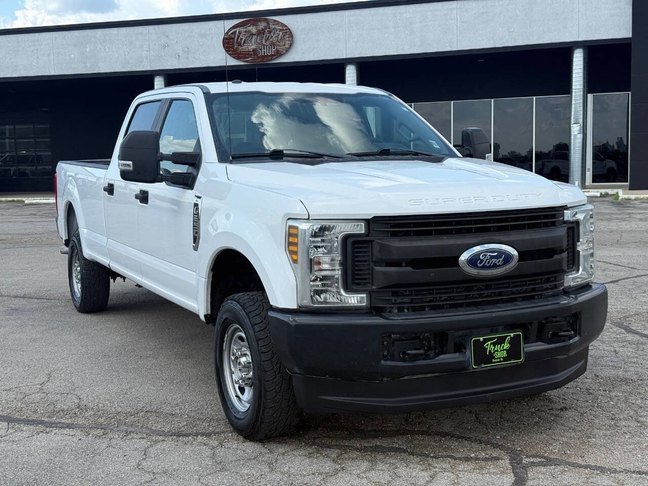Used 2019 Ford F250 XL w/ Power Equipment Group image 3