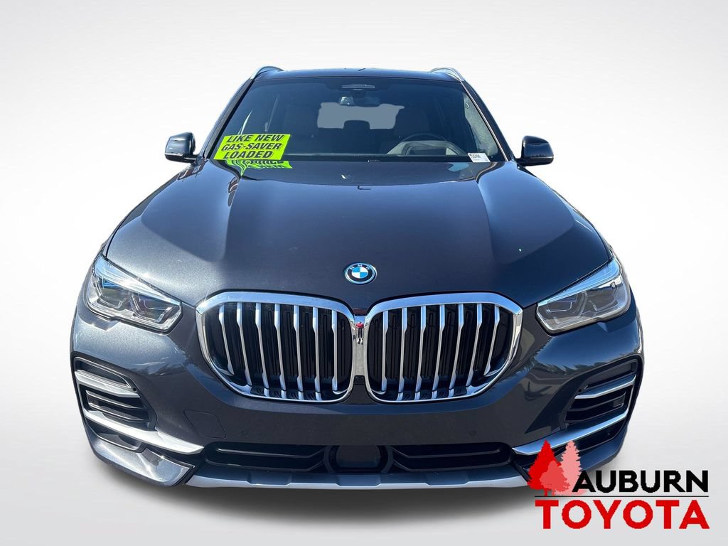 Used 2022 BMW X5 xDrive45e w/ Executive Package AWD/4WD image 2