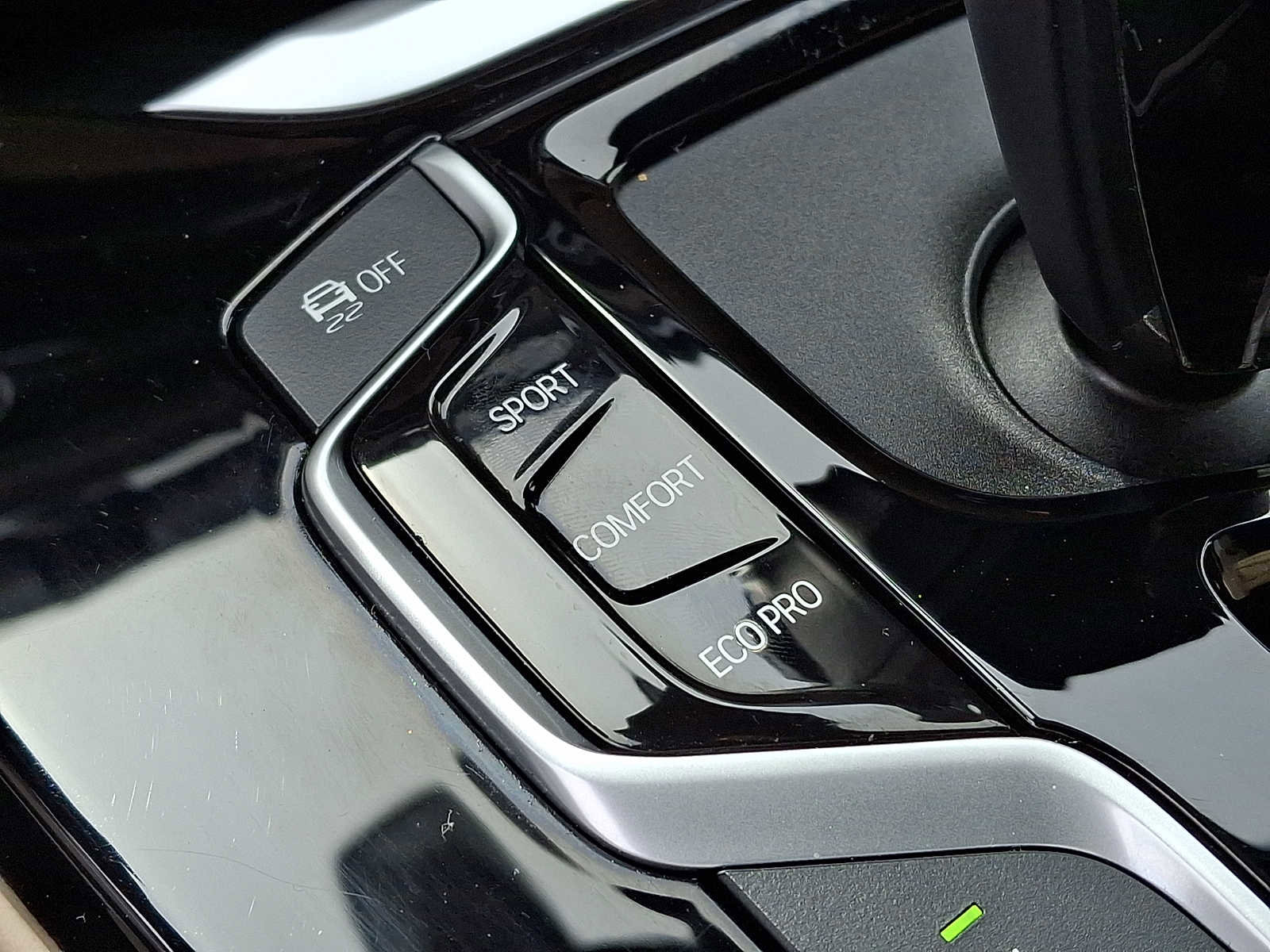 Used 2020 BMW X4 xDrive30i w/ Premium Package image 26