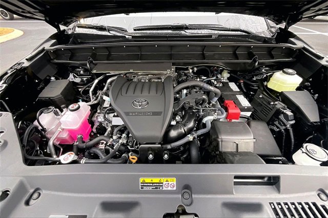 New 2026 Toyota Highlander Platinum image 11