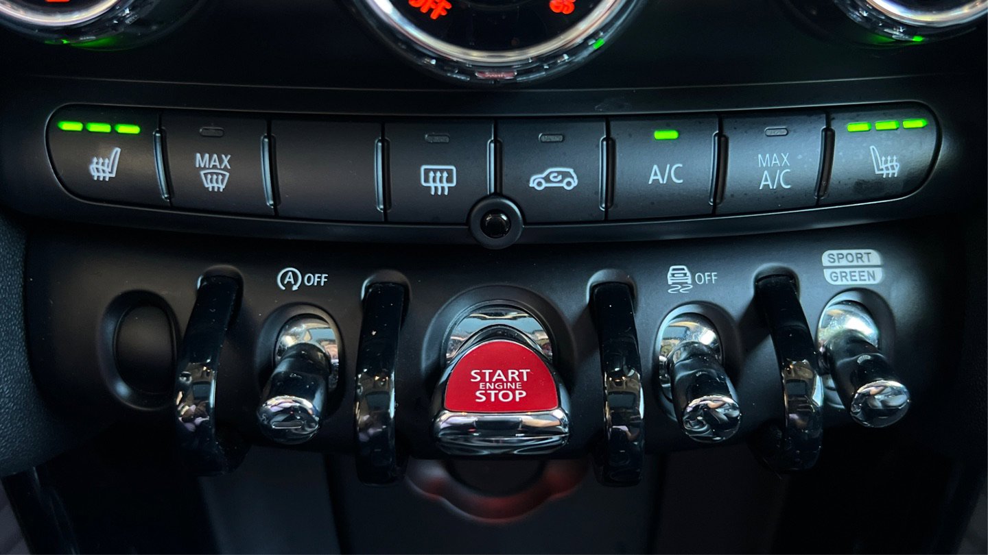 Used 2021 MINI Cooper S FWD image 30