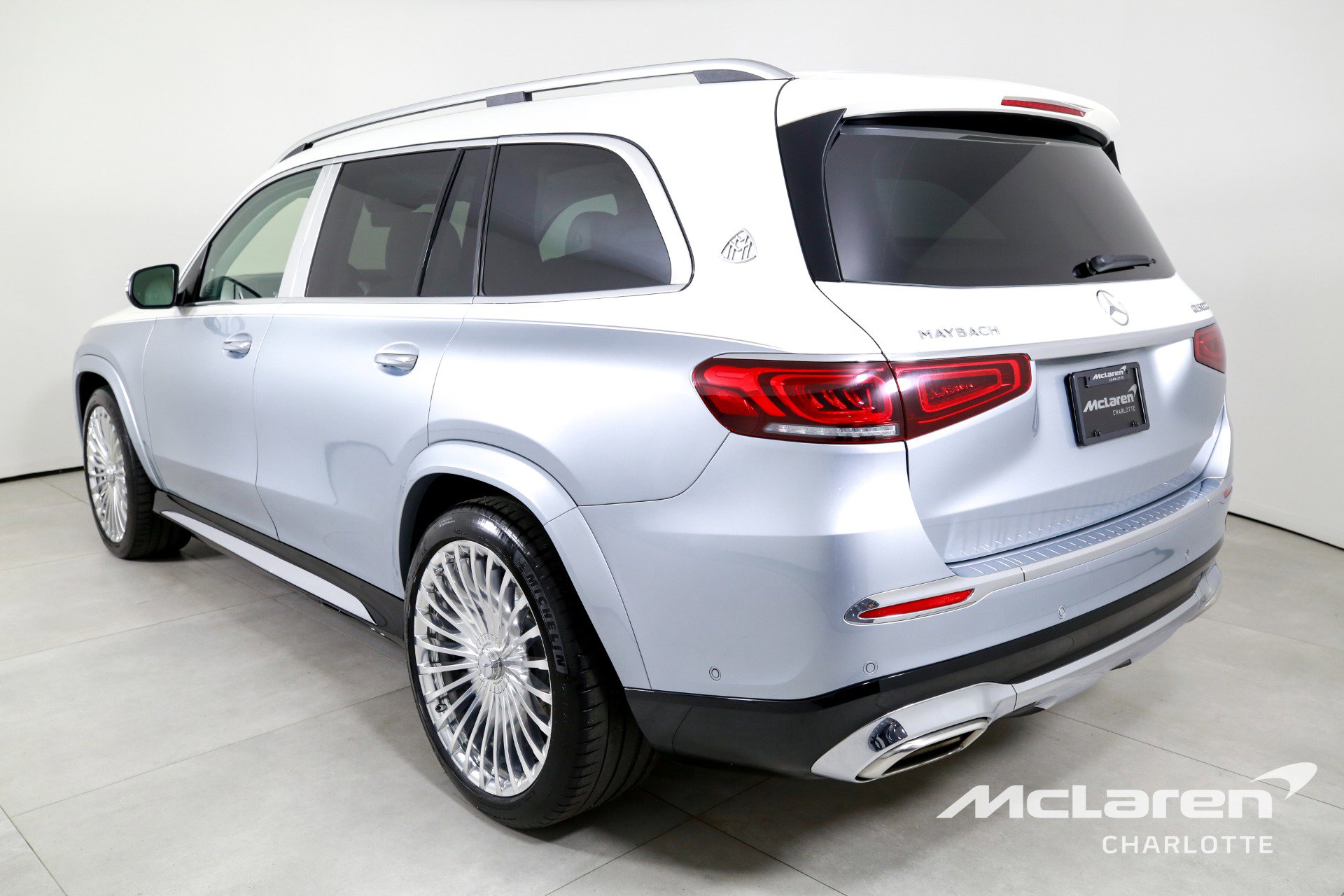 Used 2023 Mercedes-Benz Maybach GLS 600 4MATIC image 6