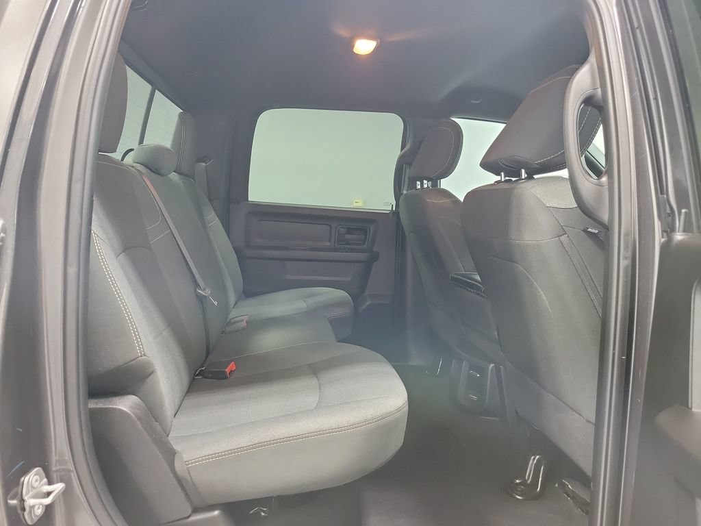 Used 2024 RAM 2500 Tradesman w/ Chrome Appearance Group AWD/4WD image 17