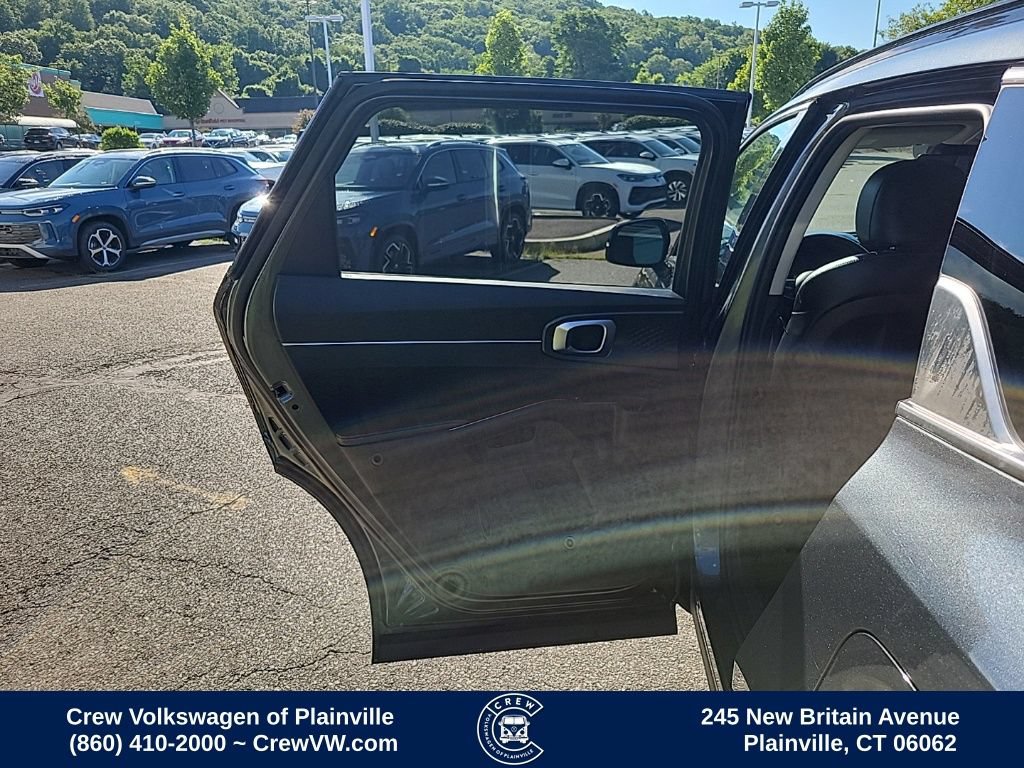 Used 2021 Kia Sorento S FWD image 47