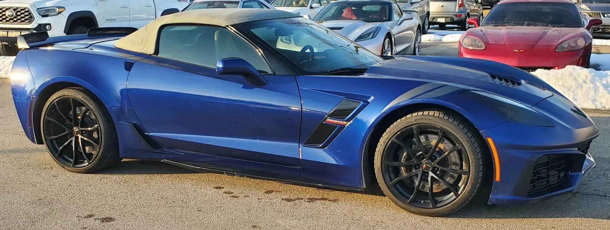 Used 2017 Chevrolet Corvette Grand Sport w/ Grand Sport Heritage Package image 3