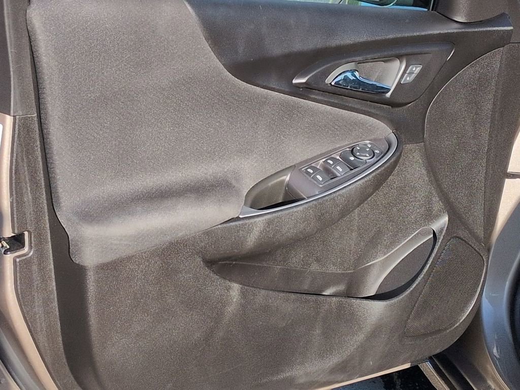 Used 2023 Chevrolet Malibu LT w/ Driver Confidence Package FWD image 24