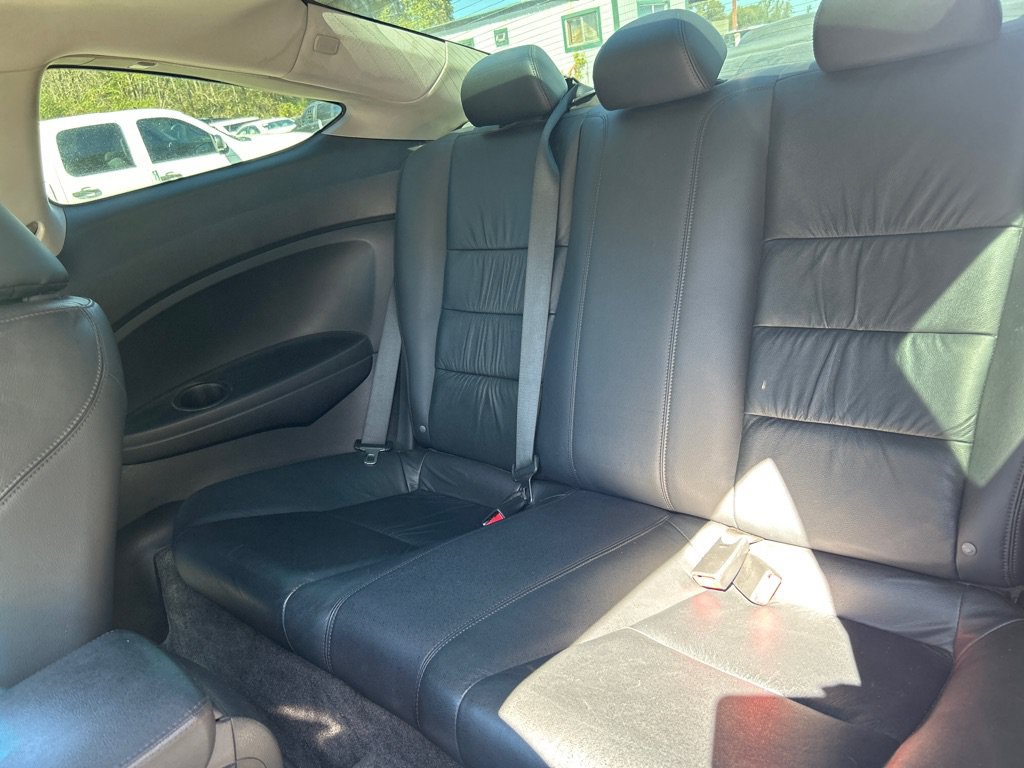 Used 2011 Honda Accord EX-L image 17